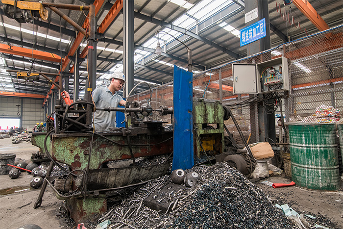 山南网架配件车间